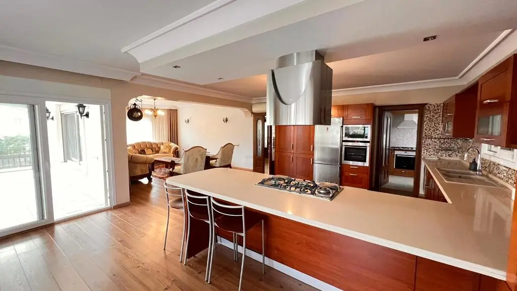 Kitchen area
